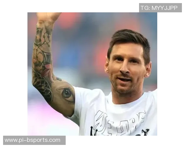 足球巨星放松时刻高清瞬间 展现休闲生活与真实一面